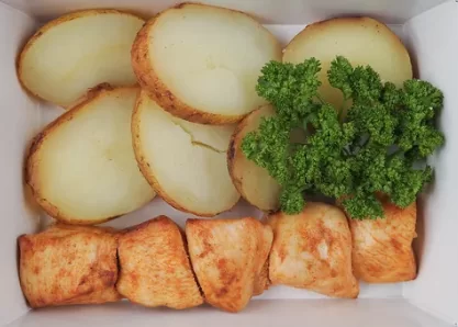 Шашлычки из курицы с запеченным картофелем