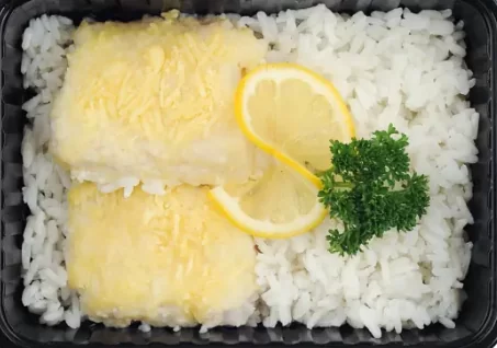 Треска под сыром с рисом